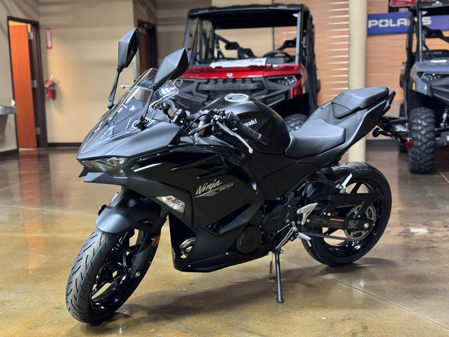2026 Kawasaki Ninja® 500