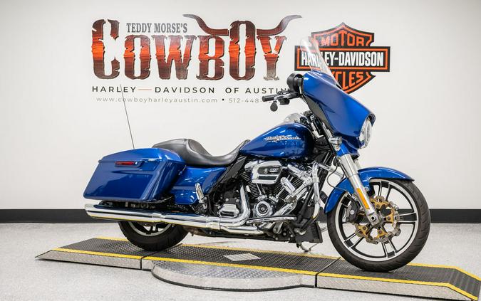 2017 Harley-Davidson® FLHXS - Street Glide® Special