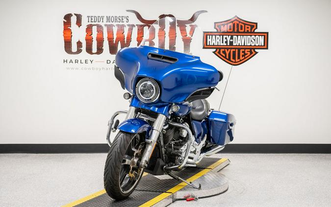 2017 Harley-Davidson® FLHXS - Street Glide® Special