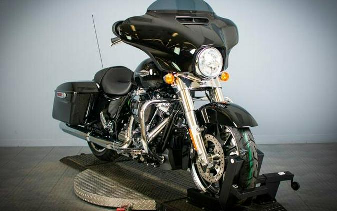 2023 Harley-Davidson Street Glide