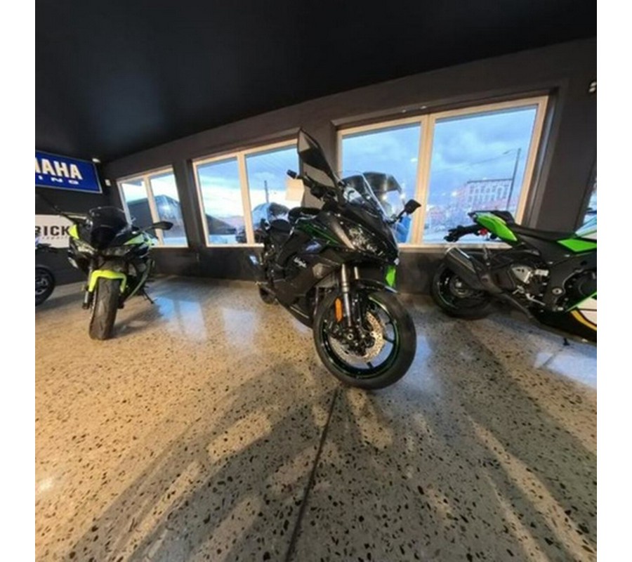 2025 Kawasaki Ninja 1100SX ABS