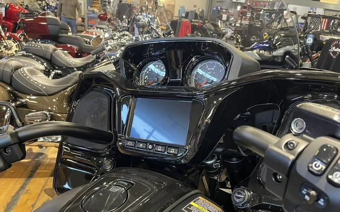 2024 Indian Motorcycle® Pursuit® Dark Horse® Black Smoke