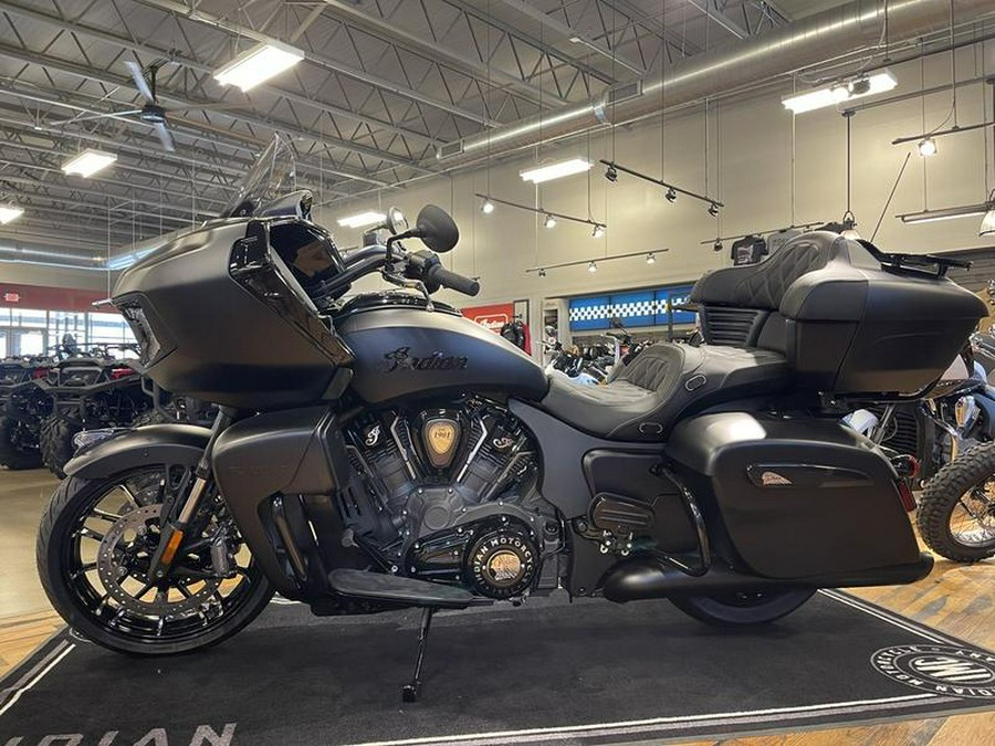 2024 Indian Motorcycle® Pursuit® Dark Horse® Black Smoke