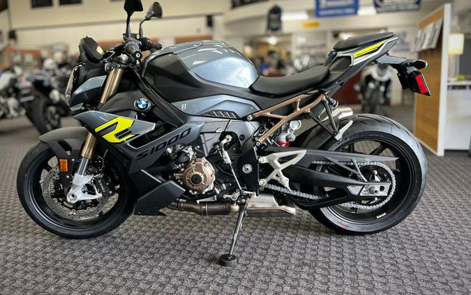 New 2024 BMW S 1000 R