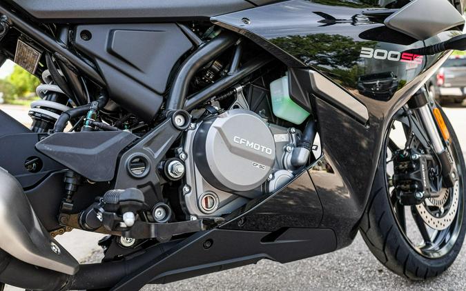2025 CFMOTO 300SS