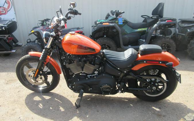 2024 HARLEY SOFTAIL STREET BOB 114