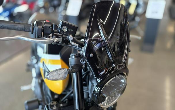 2025 Triumph TRIDENT 660