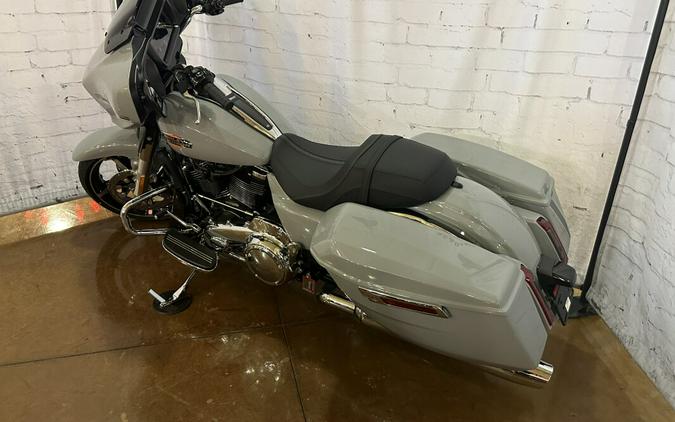 2024 Harley-Davidson Street Glide® FLHX Billiard Gray