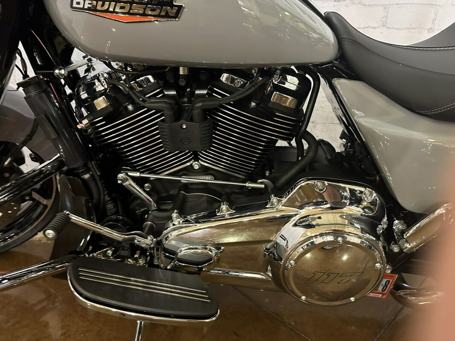 2024 Harley-Davidson Street Glide® FLHX Billiard Gray