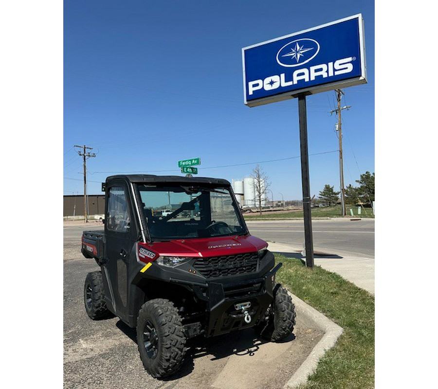2021 Polaris RANGER 1000 Premium Matte Sunset Red