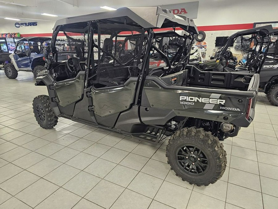 2025 Honda Pioneer 1000-6 Deluxe Crew