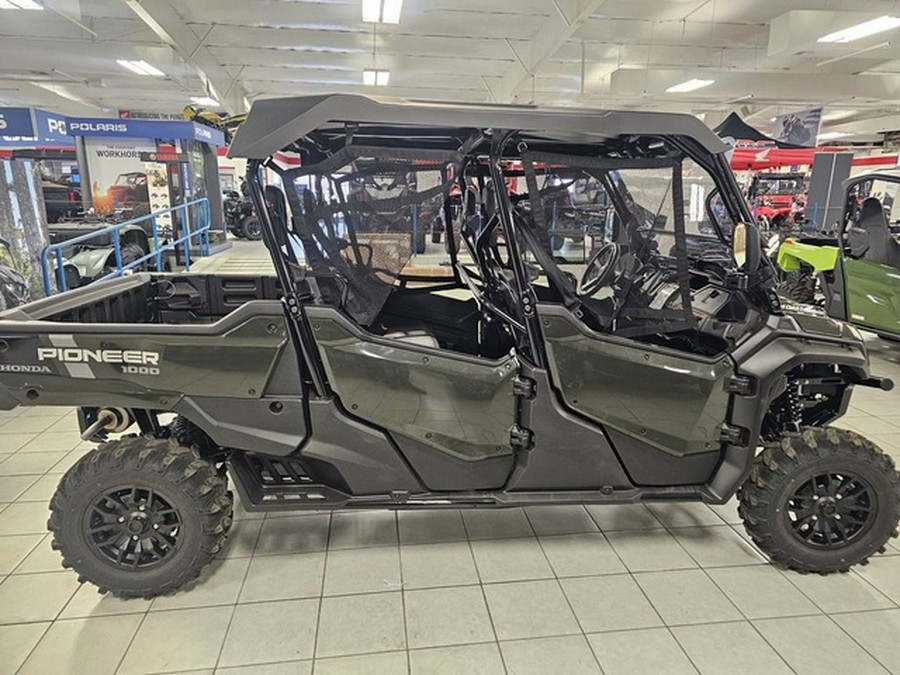 2025 Honda Pioneer 1000-6 Deluxe Crew