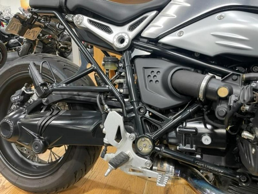 2021 BMW R nineT Black Storm Metallic