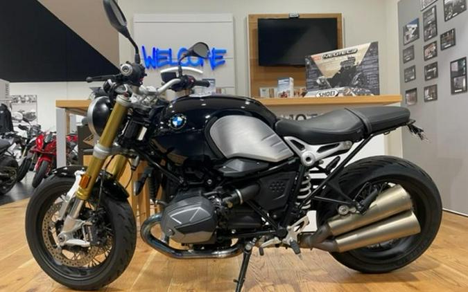 2021 BMW R nineT Black Storm Metallic