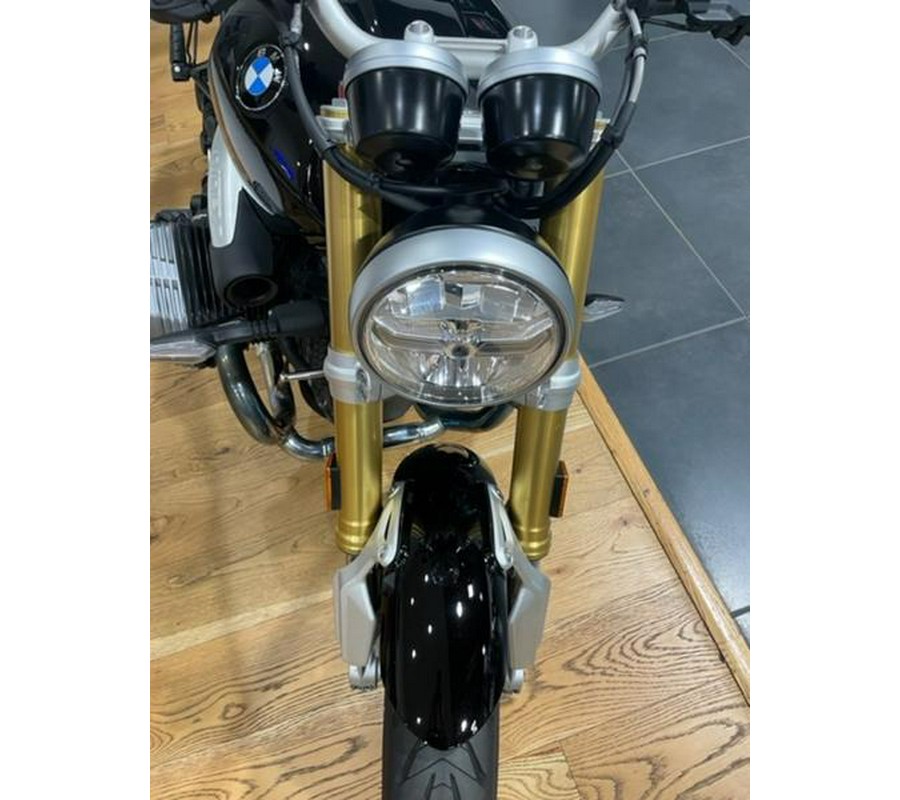 2021 BMW R nineT Black Storm Metallic