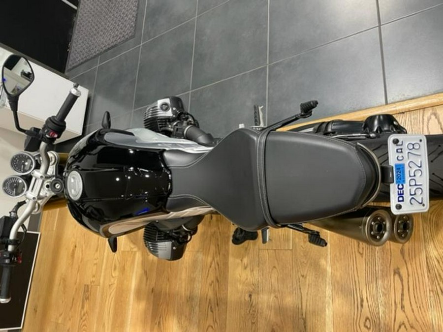 2021 BMW R nineT Black Storm Metallic