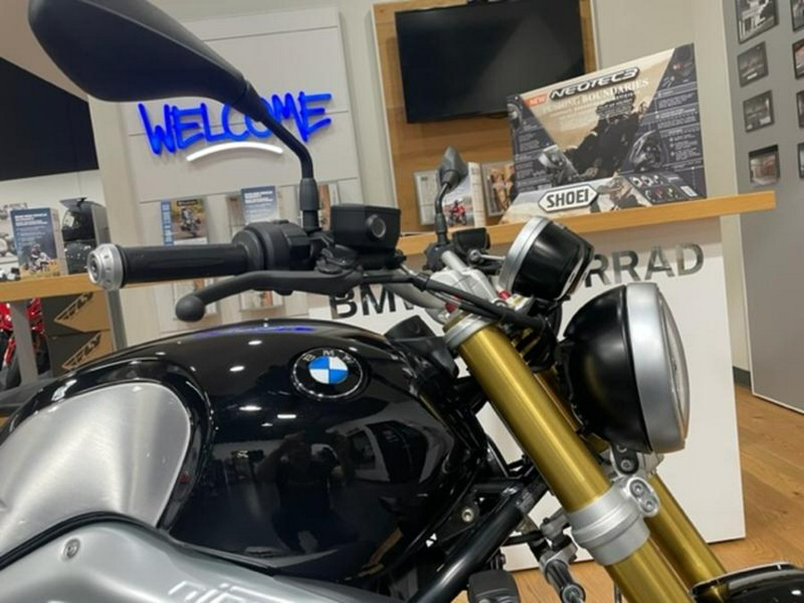 2021 BMW R nineT Black Storm Metallic