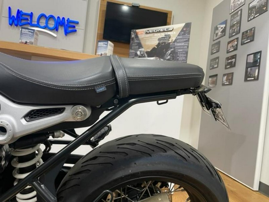 2021 BMW R nineT Black Storm Metallic