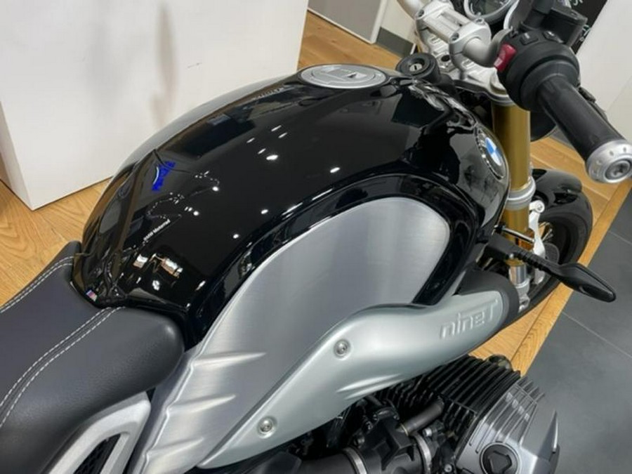 2021 BMW R nineT Black Storm Metallic