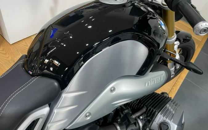 2021 BMW R nineT Black Storm Metallic