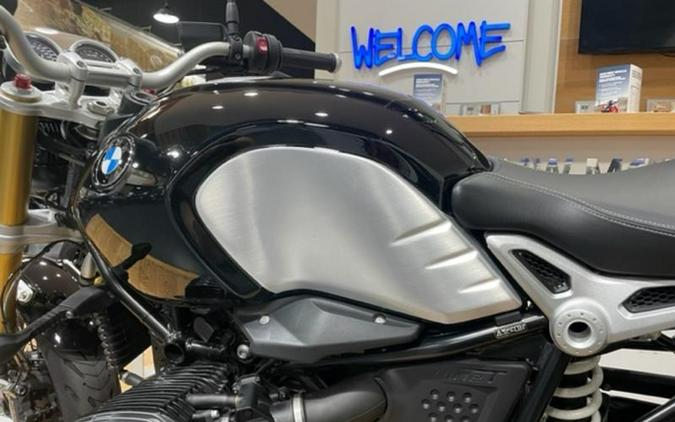 2021 BMW R nineT Black Storm Metallic