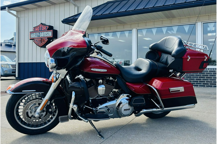 2011 Harley-Davidson® FLHTK ULTRA LIMITED