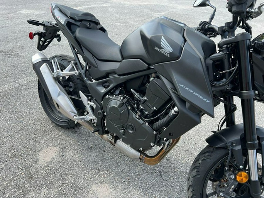 2025 Honda CB750 Hornet