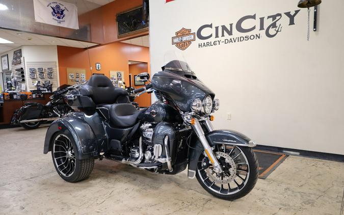 FLHTCUTG 2025 Tri Glide® Ultra