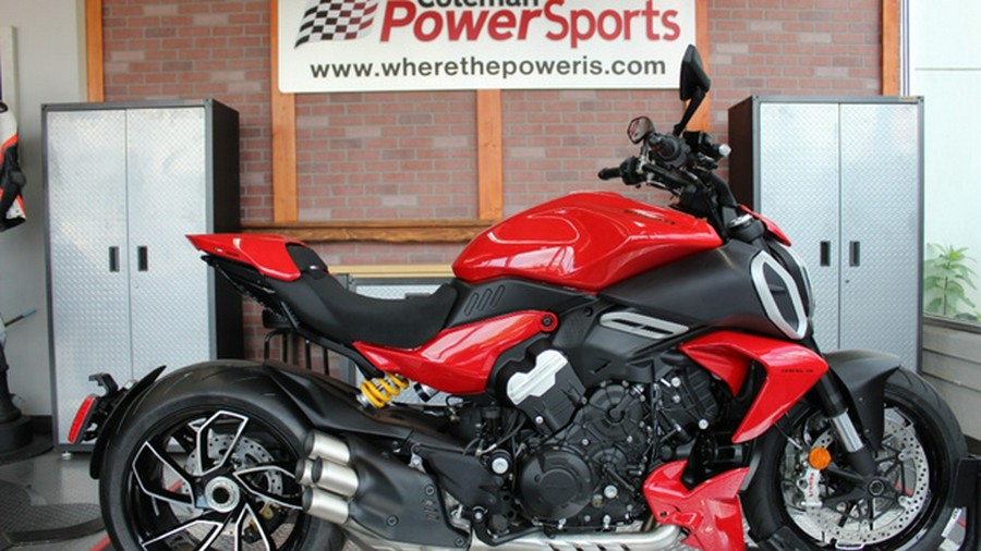 2026 Ducati Diavel V4 DEMO V4
