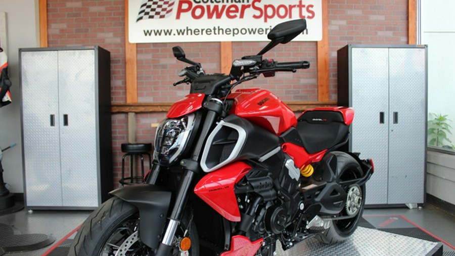 2026 Ducati Diavel V4 DEMO V4
