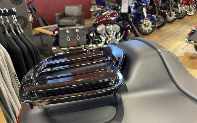 2024 Indian Motorcycle® Pursuit® Dark Horse® with PowerBand Audio Package Black Smoke