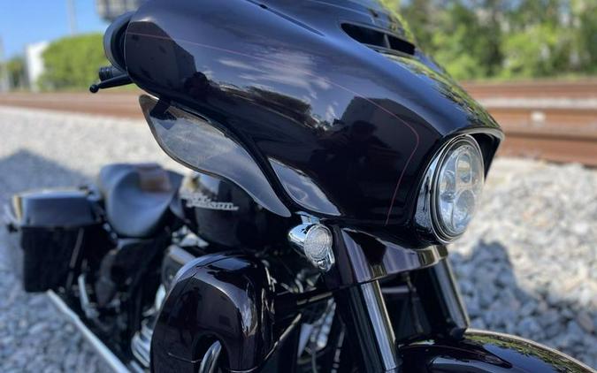 2014 Harley-Davidson® FLHX - Street Glide®