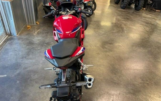 2025 Honda CBR500R ABS