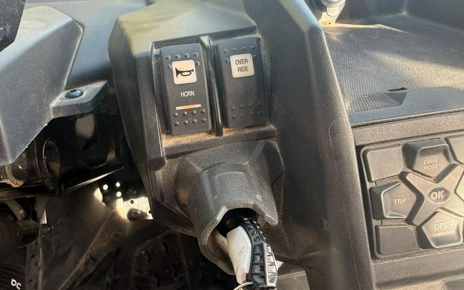 2022 Can-Am® Maverick X3 MAX X rs Turbo RR Desert Tan / Carbon Black / Can-am Red