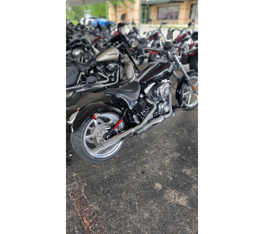 2008 Harley-Davidson Softail® Rocker™ C Vivid Black Deluxe