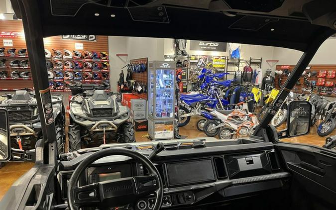 2026 Can-Am Defender MAX X Mr HD11 With Half-Doors