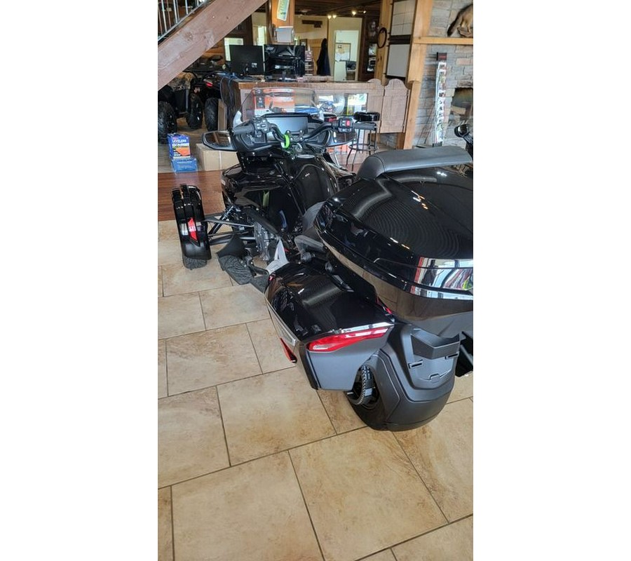 2024 Can-Am® Spyder F3 Limited Platine Wheels