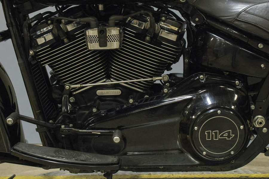 2018 Harley-Davidson® FLHC - Softail® Heritage Classic