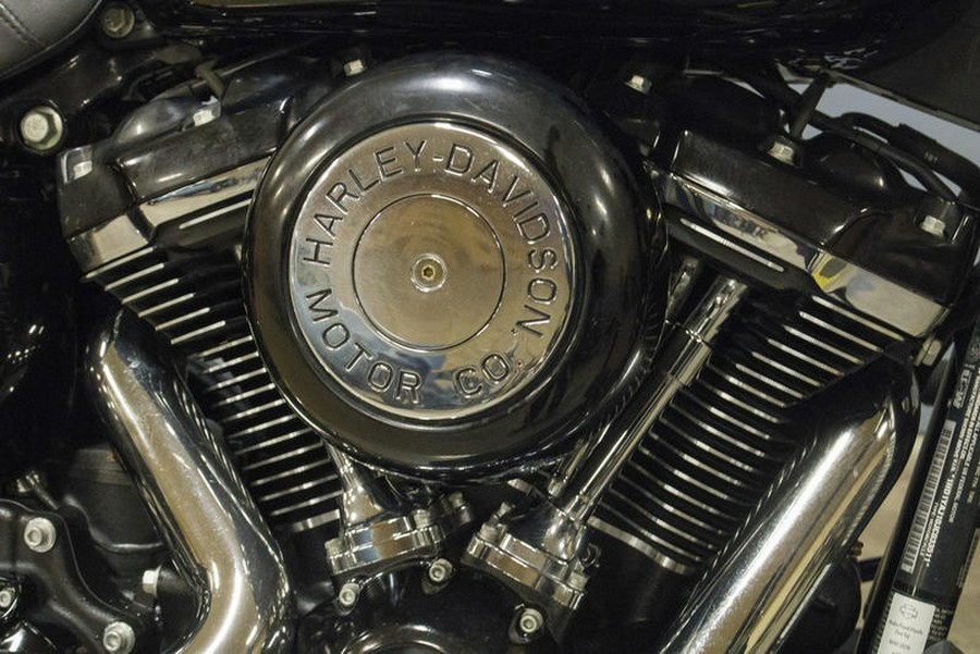 2018 Harley-Davidson® FLHC - Softail® Heritage Classic