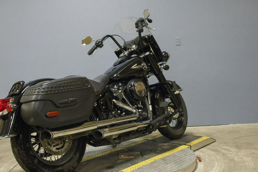2018 Harley-Davidson® FLHC - Softail® Heritage Classic