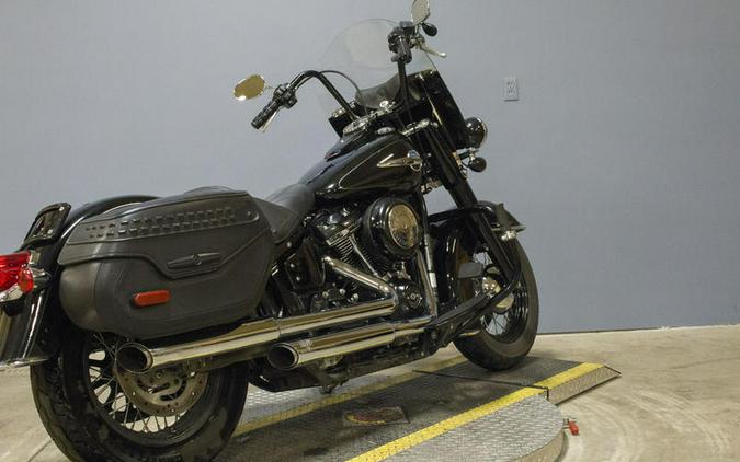 2018 Harley-Davidson® FLHC - Softail® Heritage Classic