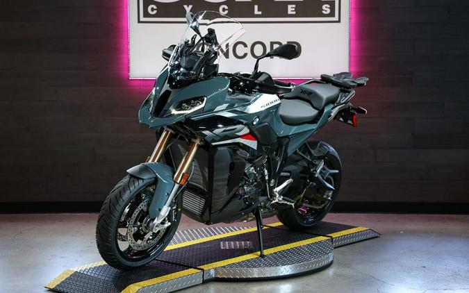 2026 BMW S 1000 XR