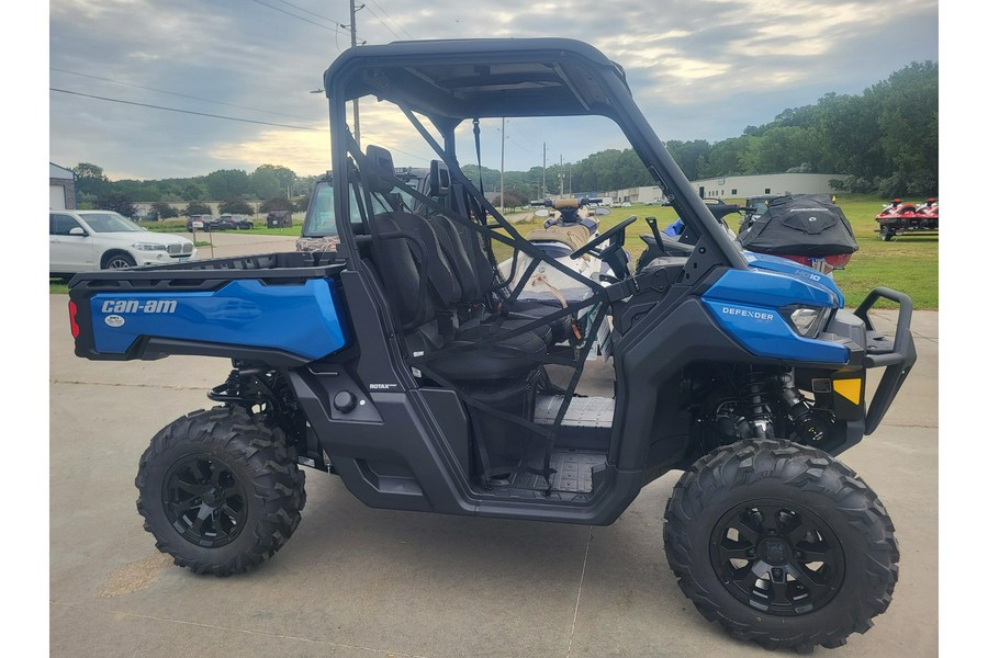 2024 Can-Am Defender 6x6 XT HD10