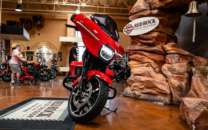 2026 Harley-Davidson Street Glide Grand American Touring FLHX
