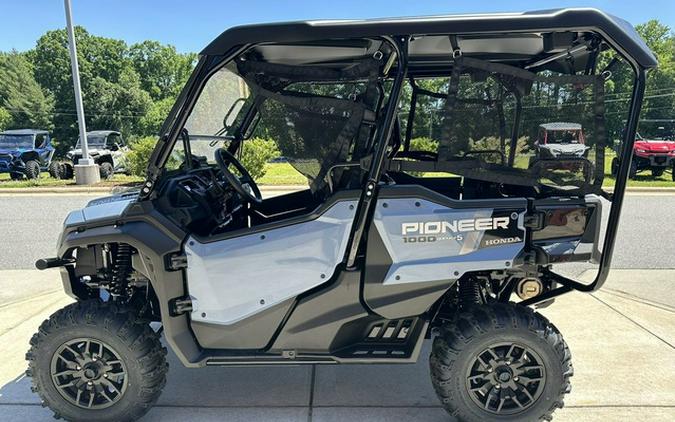 2024 Honda Pioneer 1000-5 Deluxe