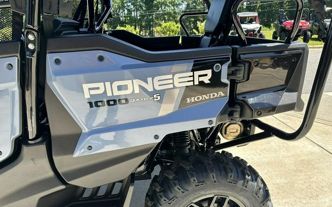 2024 Honda Pioneer 1000-5 Deluxe