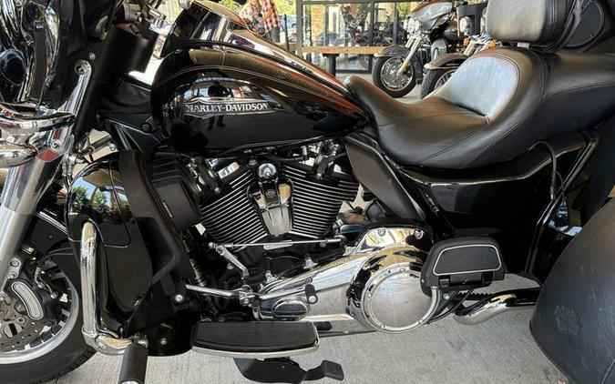 2017 Harley-Davidson® FLHTCUTG - Tri Glide® Ultra
