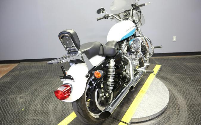 2016 Harley-Davidson SuperLow Two-Tone Crushed Ice Pearl/Frosted Teal Pearl