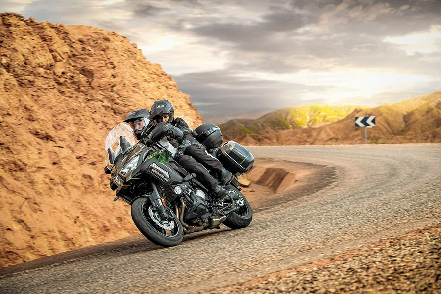 2022 Kawasaki Versys 1000 SE LT+