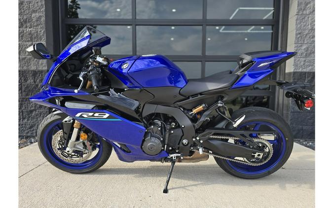 2026 YZF-R9 - Yamaha